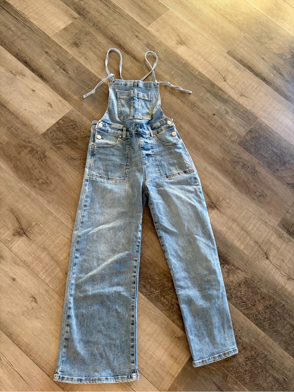 Light Wash Denim Women’s Overalls - Classic Casual Fit